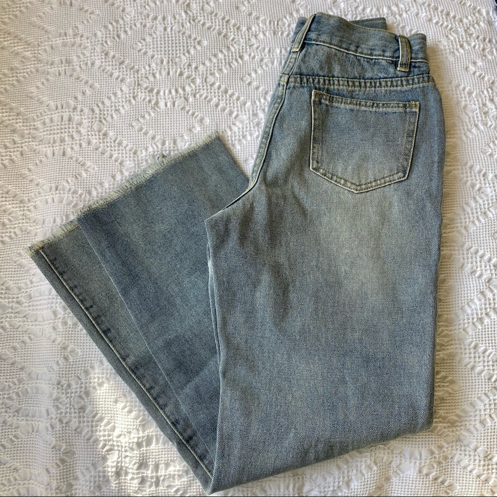 PRINCESS POLLY Light Wash Mom Jeans, Size 2 (runs small), New/No Tags